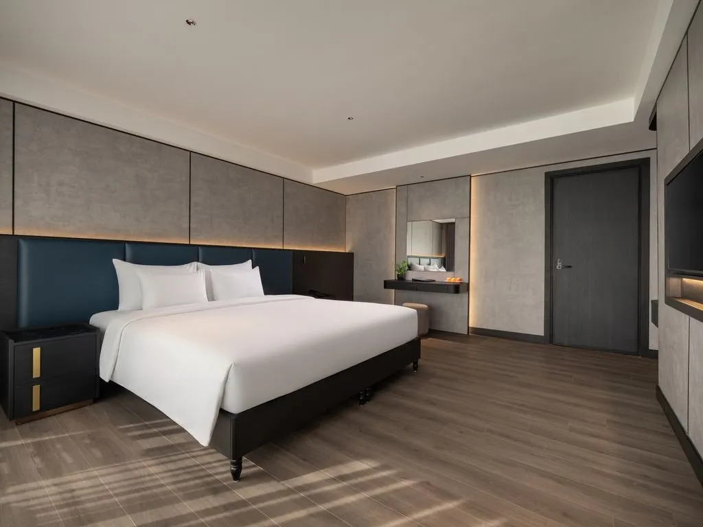 Family Senior Connecting Suite